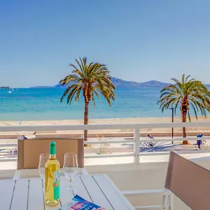 Beachfront Sivella By Sealand Apartment
